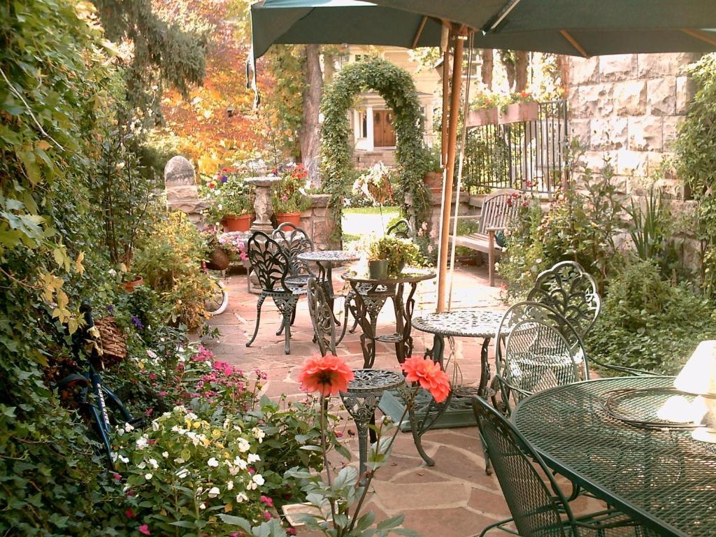 Castle Marne Bed & Breakfast เดนเวอร์ ภายนอก รูปภาพ