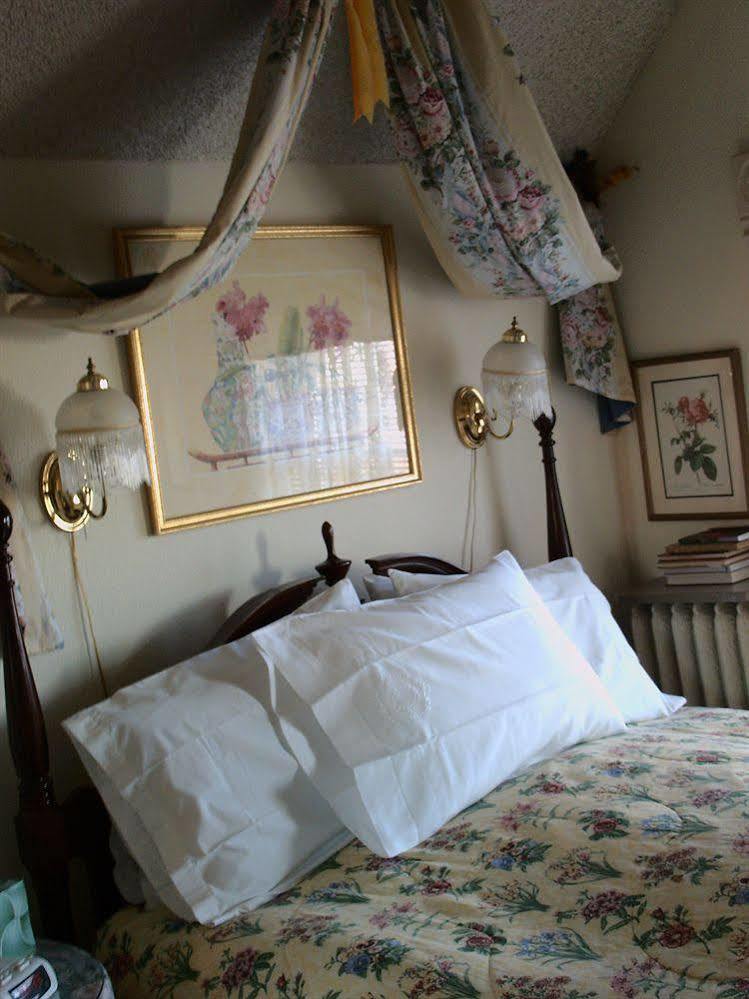 Castle Marne Bed & Breakfast เดนเวอร์ ภายนอก รูปภาพ