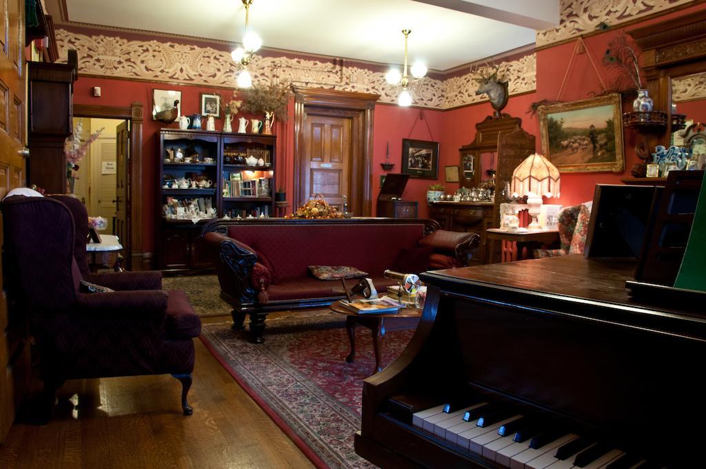 Castle Marne Bed & Breakfast เดนเวอร์ ภายนอก รูปภาพ