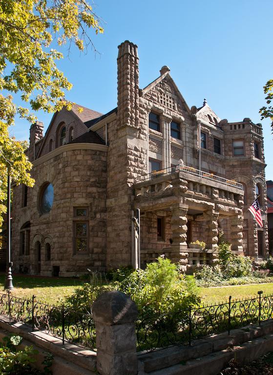 Castle Marne Bed & Breakfast เดนเวอร์ ภายนอก รูปภาพ